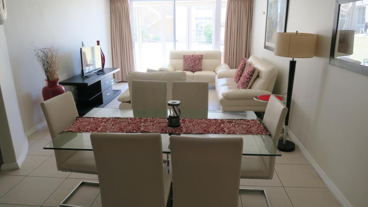 Lagoon Aparthotel 4*